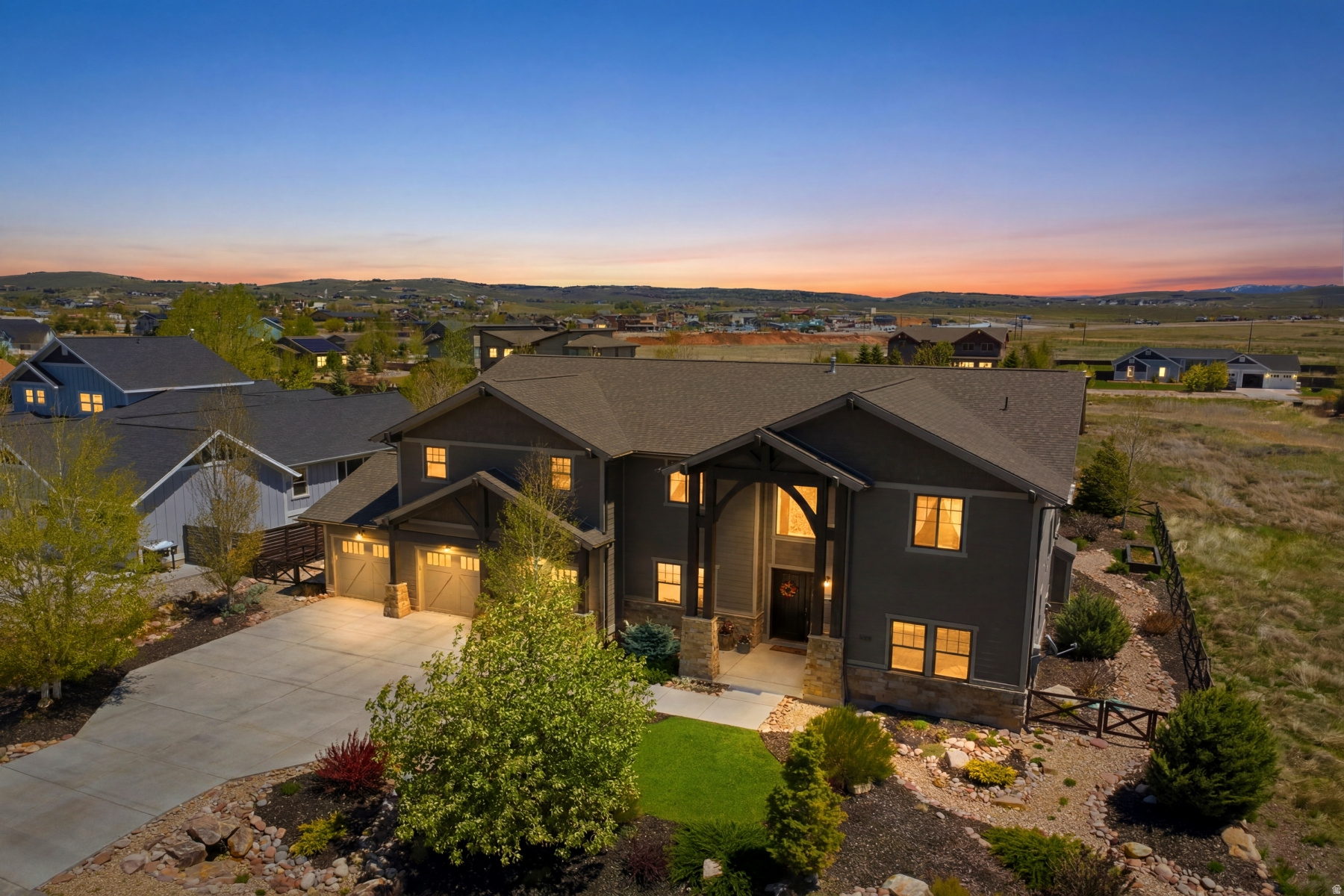 EAST CREEK - Residential