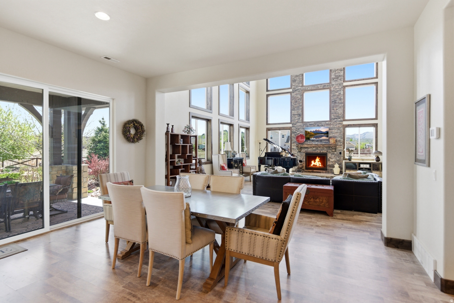 EAST CREEK - Residential