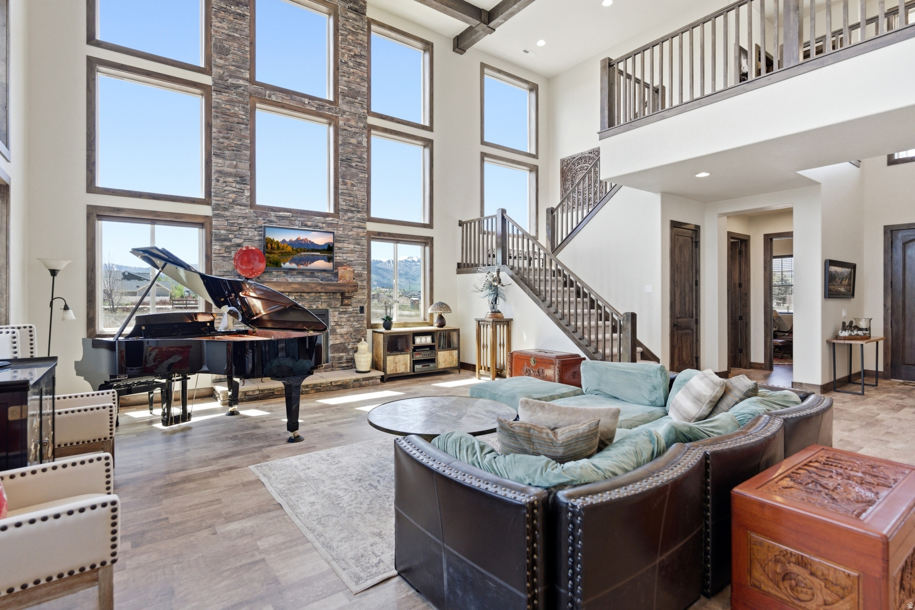 EAST CREEK - Residential