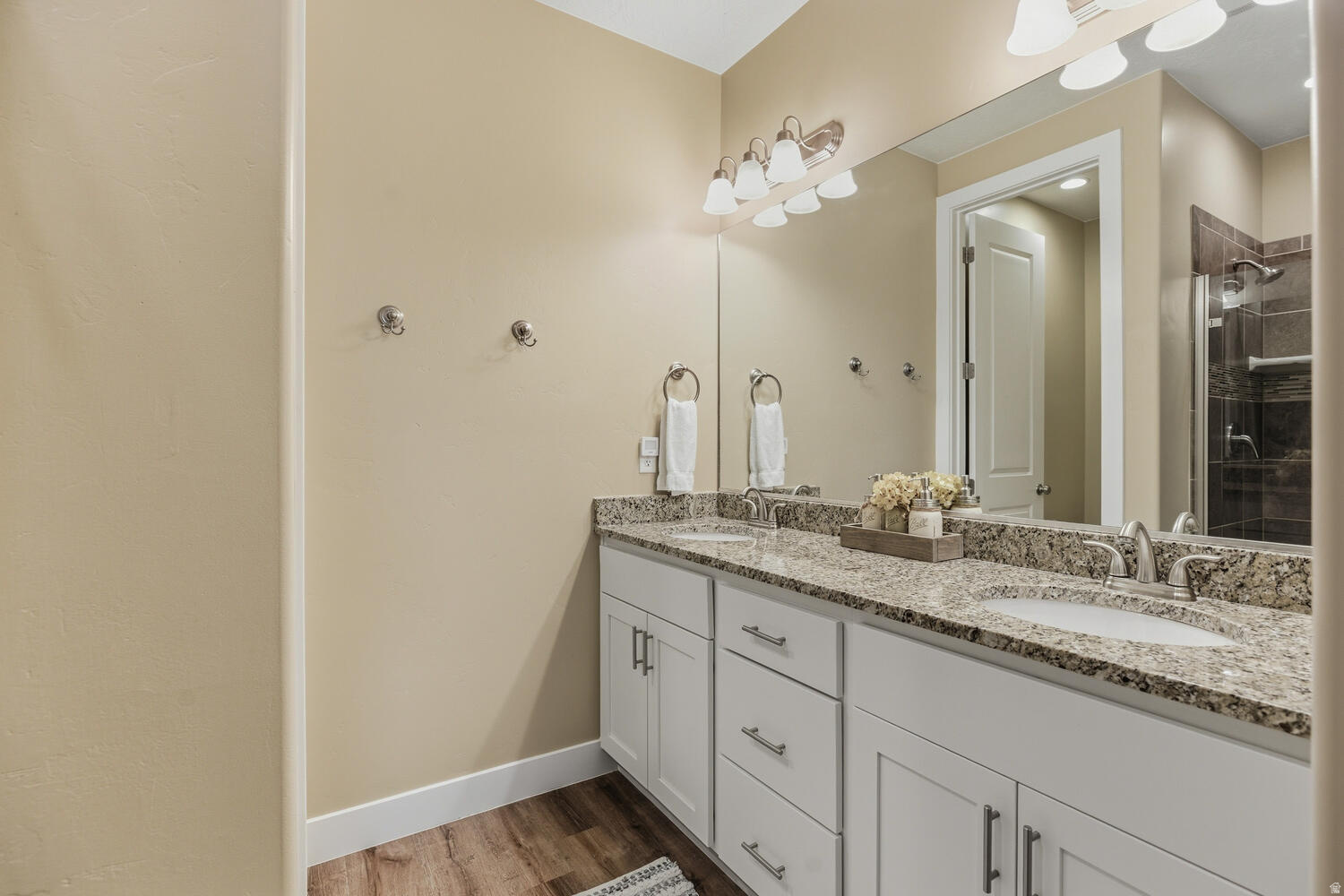 ESCAPES AT THE LEDGES PH 2 - Residential