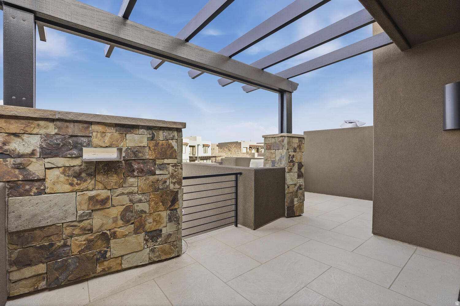 ESCAPES AT THE LEDGES PH 2 - Residential