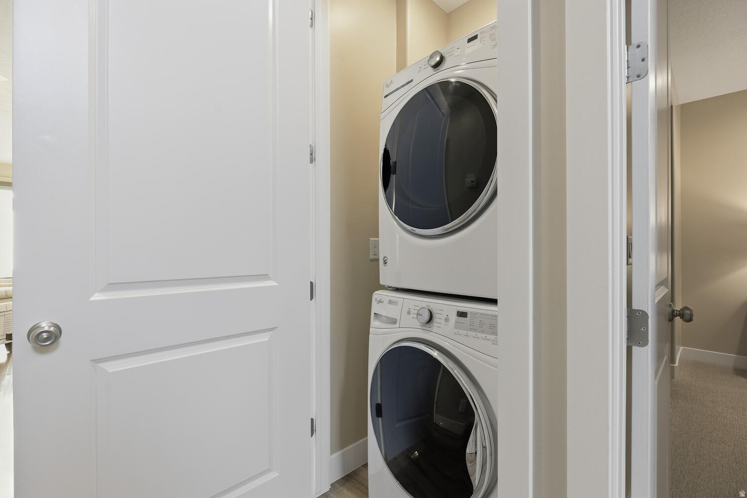 ESCAPES AT THE LEDGES PH 2 - Residential