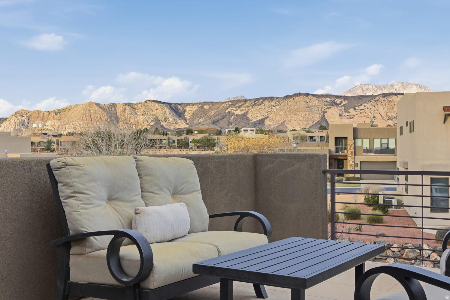 ESCAPES AT THE LEDGES PH 2 - Residential