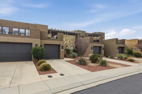 Tiny photo for 4981 N ESCAPES DR, Saint George, UT 84770 (MLS # 2134924)