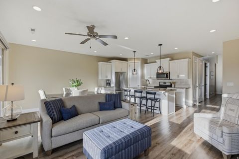 Tiny photo for 4981 N ESCAPES DR, Saint George, UT 84770 (MLS # 2134924)