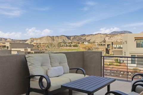 Tiny photo for 4981 N ESCAPES DR, Saint George, UT 84770 (MLS # 2134924)
