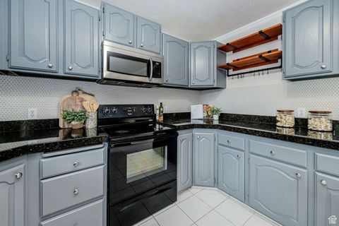 Tiny photo for 693 E 3100 N, North Ogden, UT 84414 (MLS # 2113048)