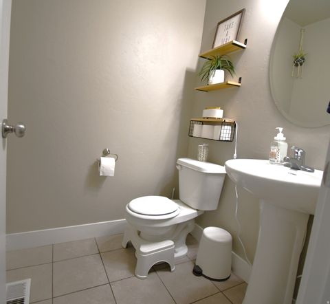 Tiny photo for 1688 W 200 N, Mapleton, UT 84664 (MLS # 2147556)