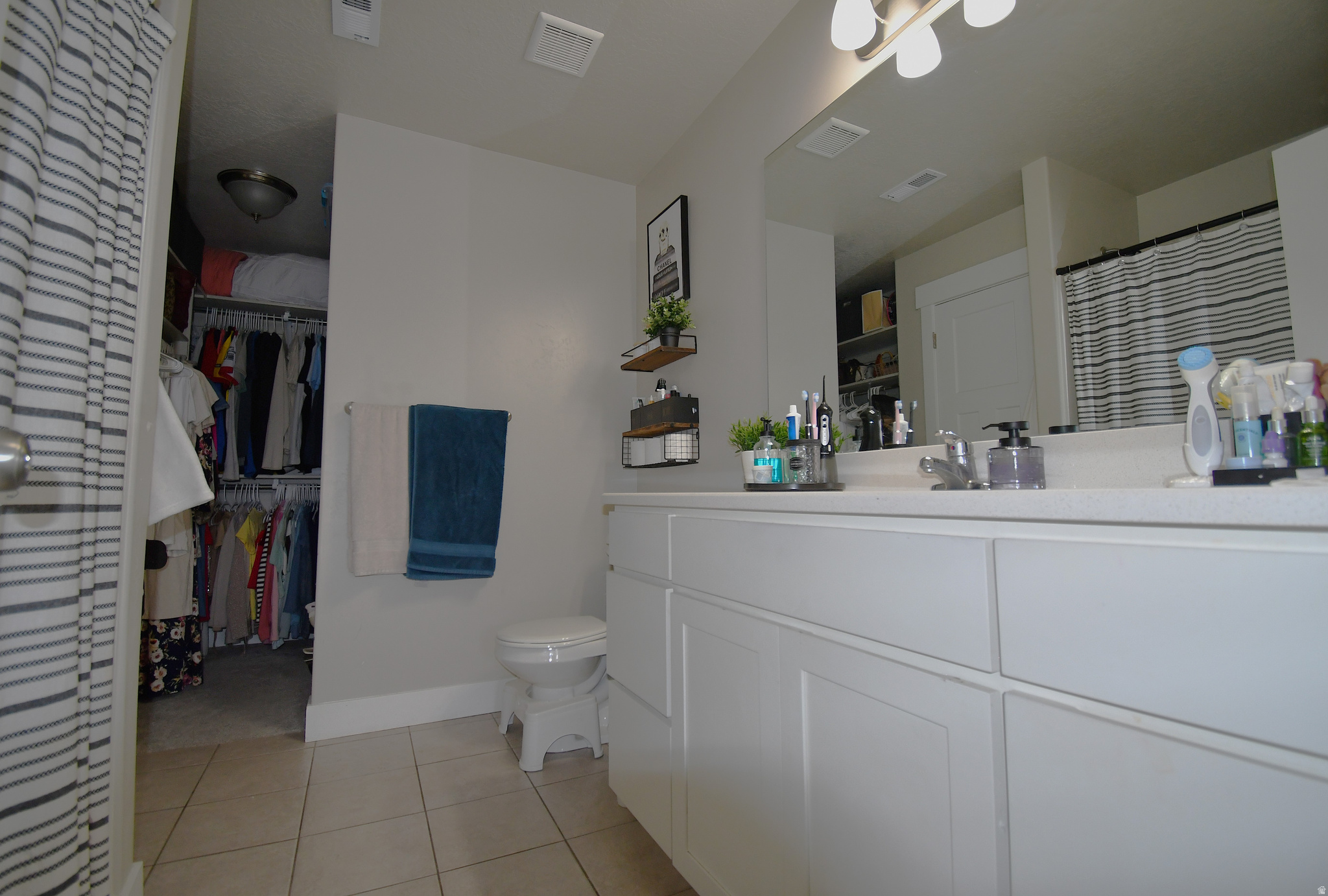 FOX HOLLOW ESTATES - Residential