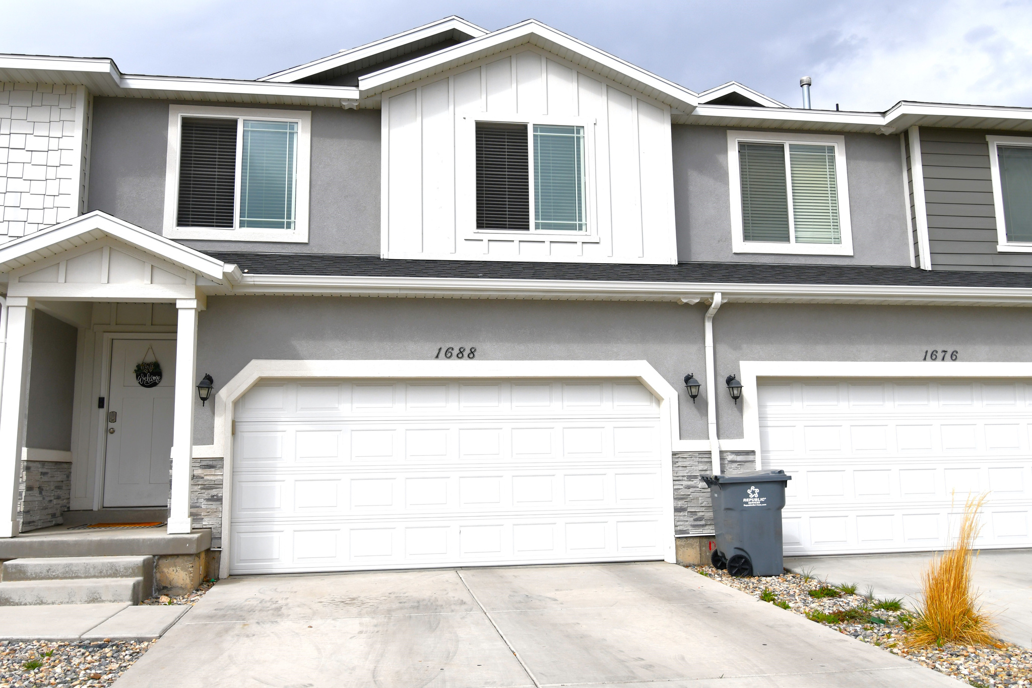 FOX HOLLOW ESTATES - Residential