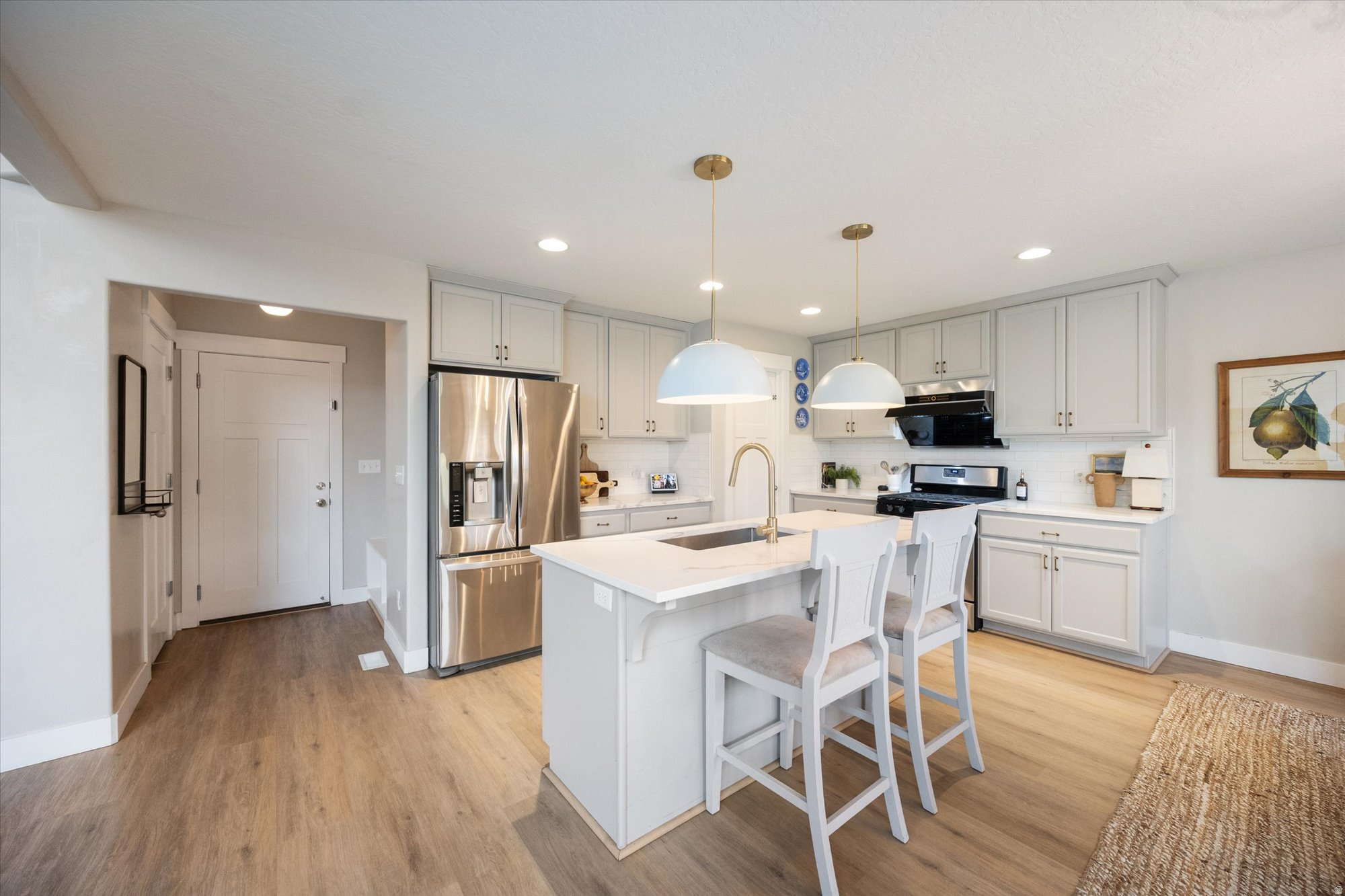 CANYON HILLS - Residential