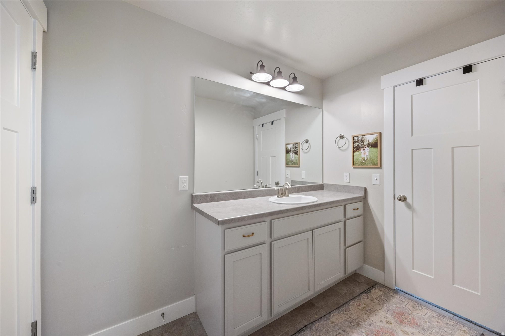 CANYON HILLS - Residential