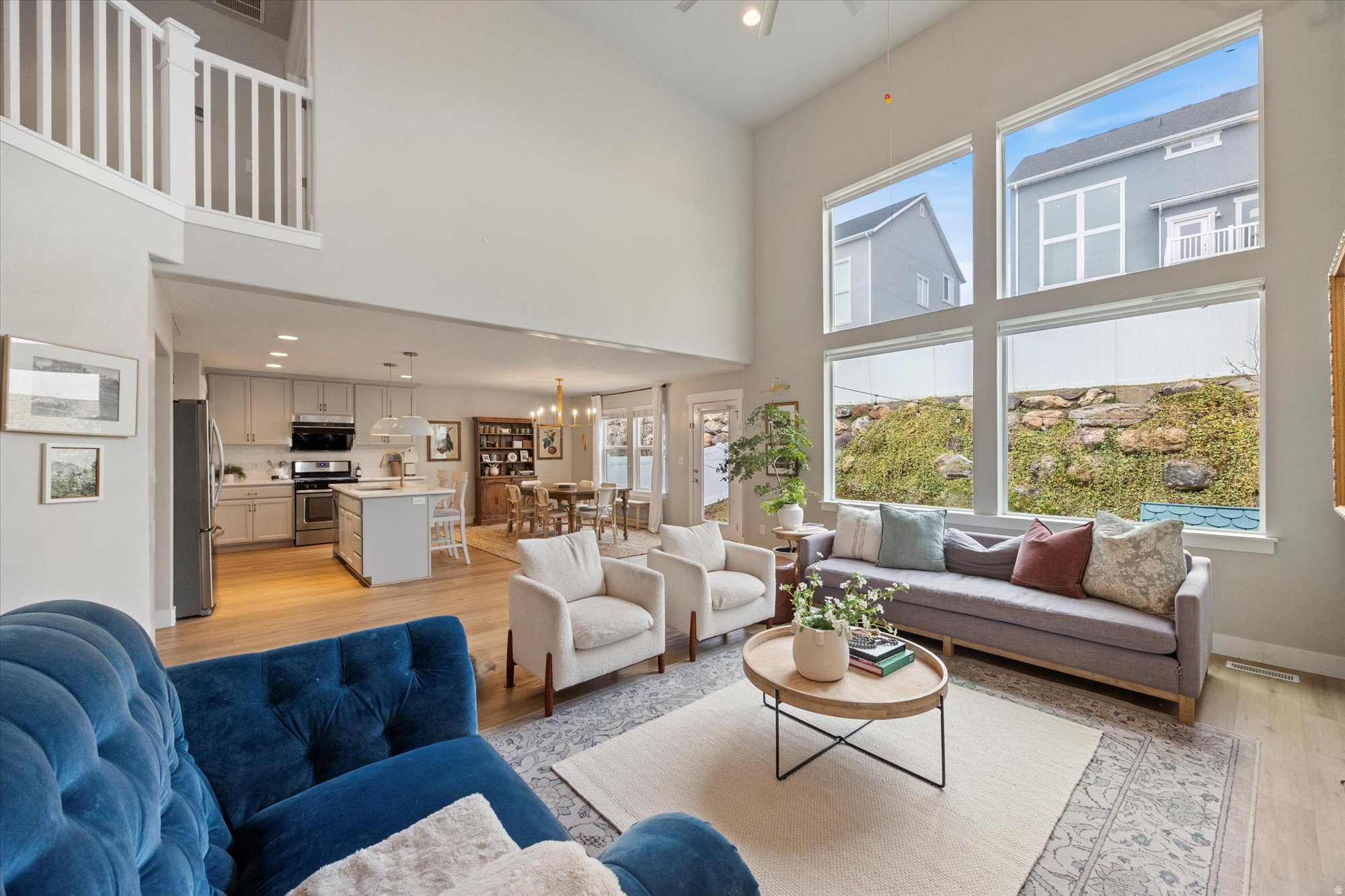 CANYON HILLS - Residential