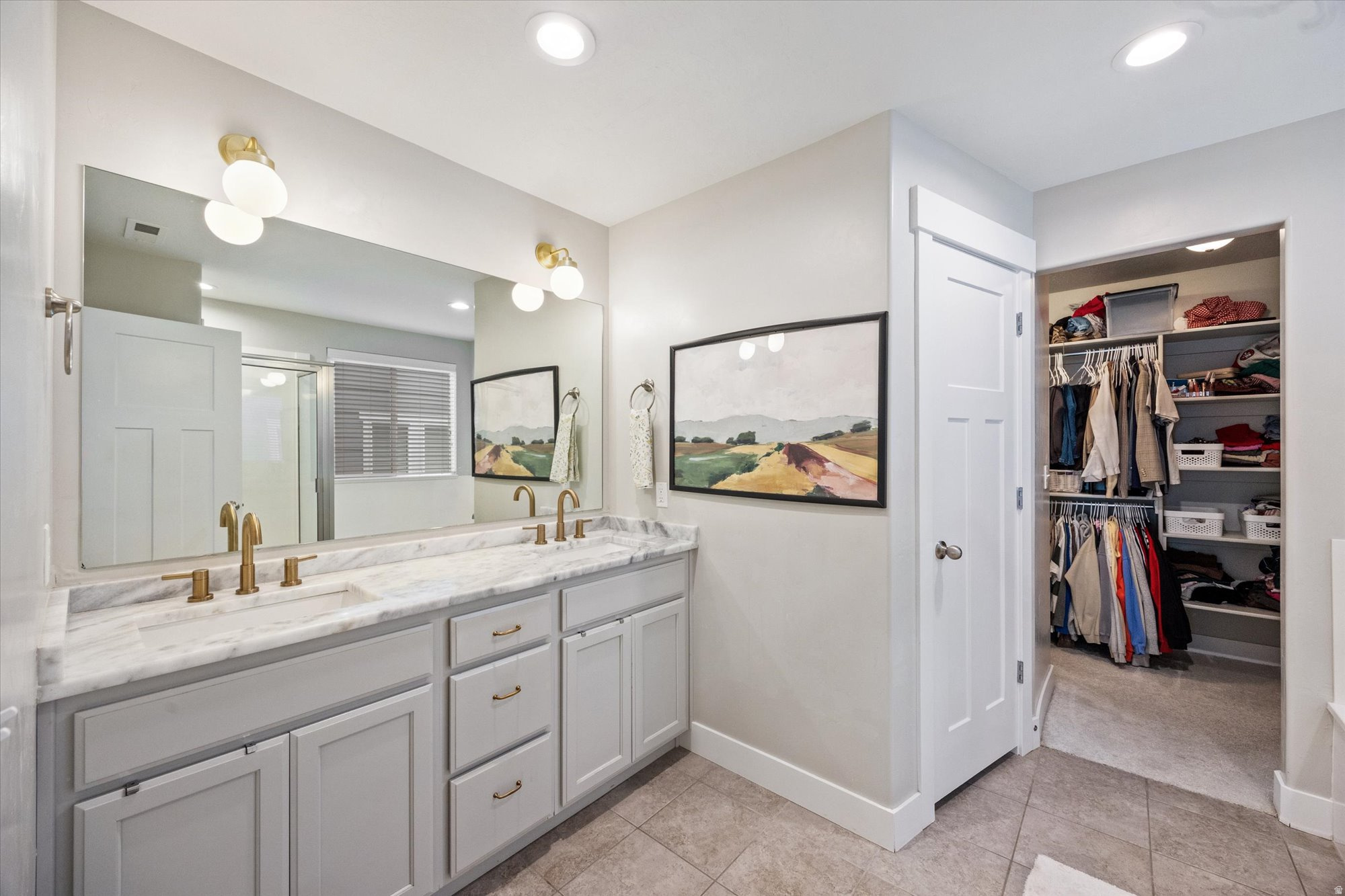 CANYON HILLS - Residential