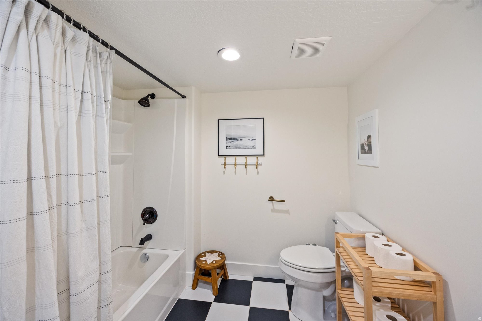 CANYON HILLS - Residential