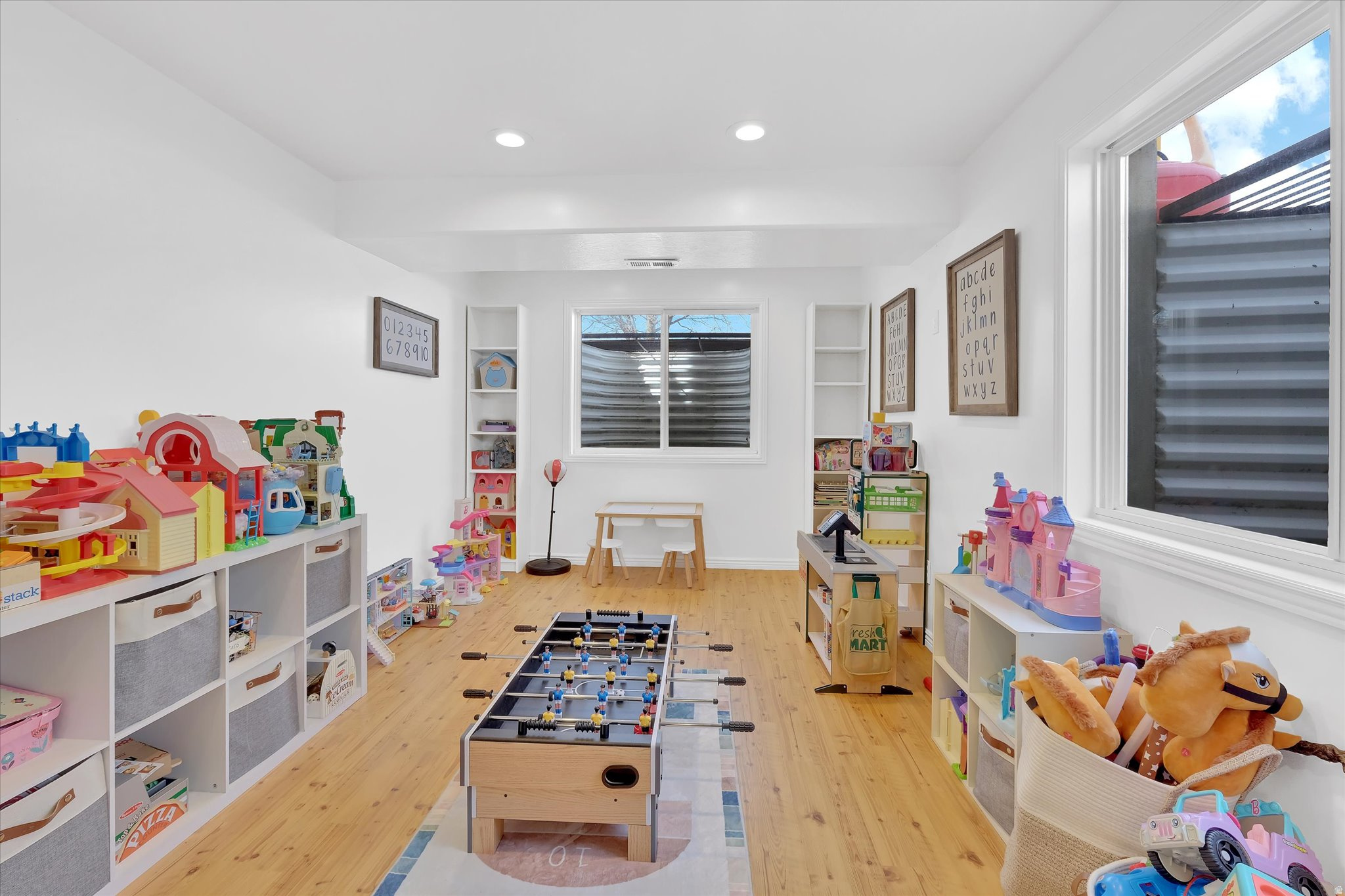 MEADOWRIDGE - Residential