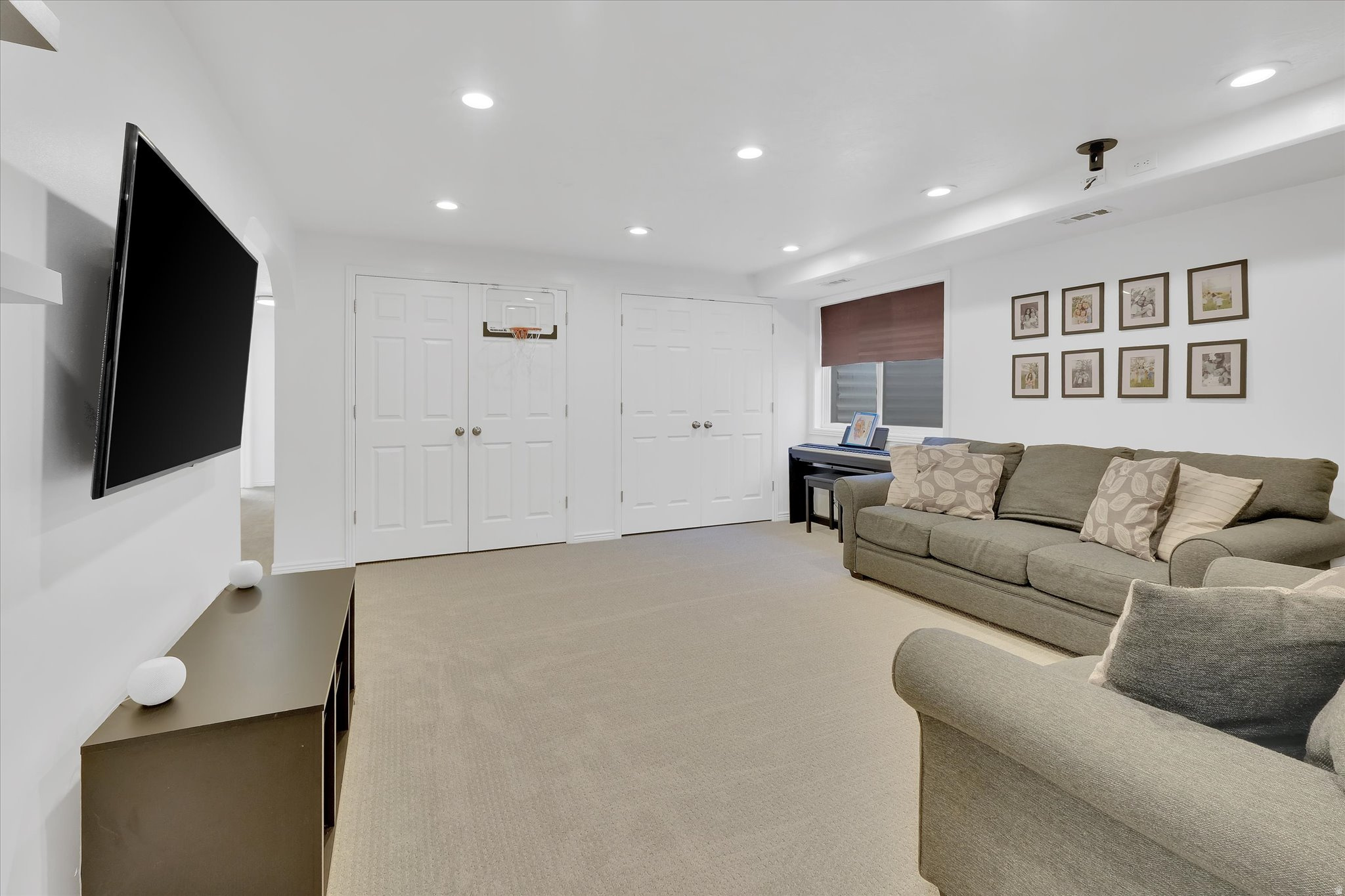 MEADOWRIDGE - Residential