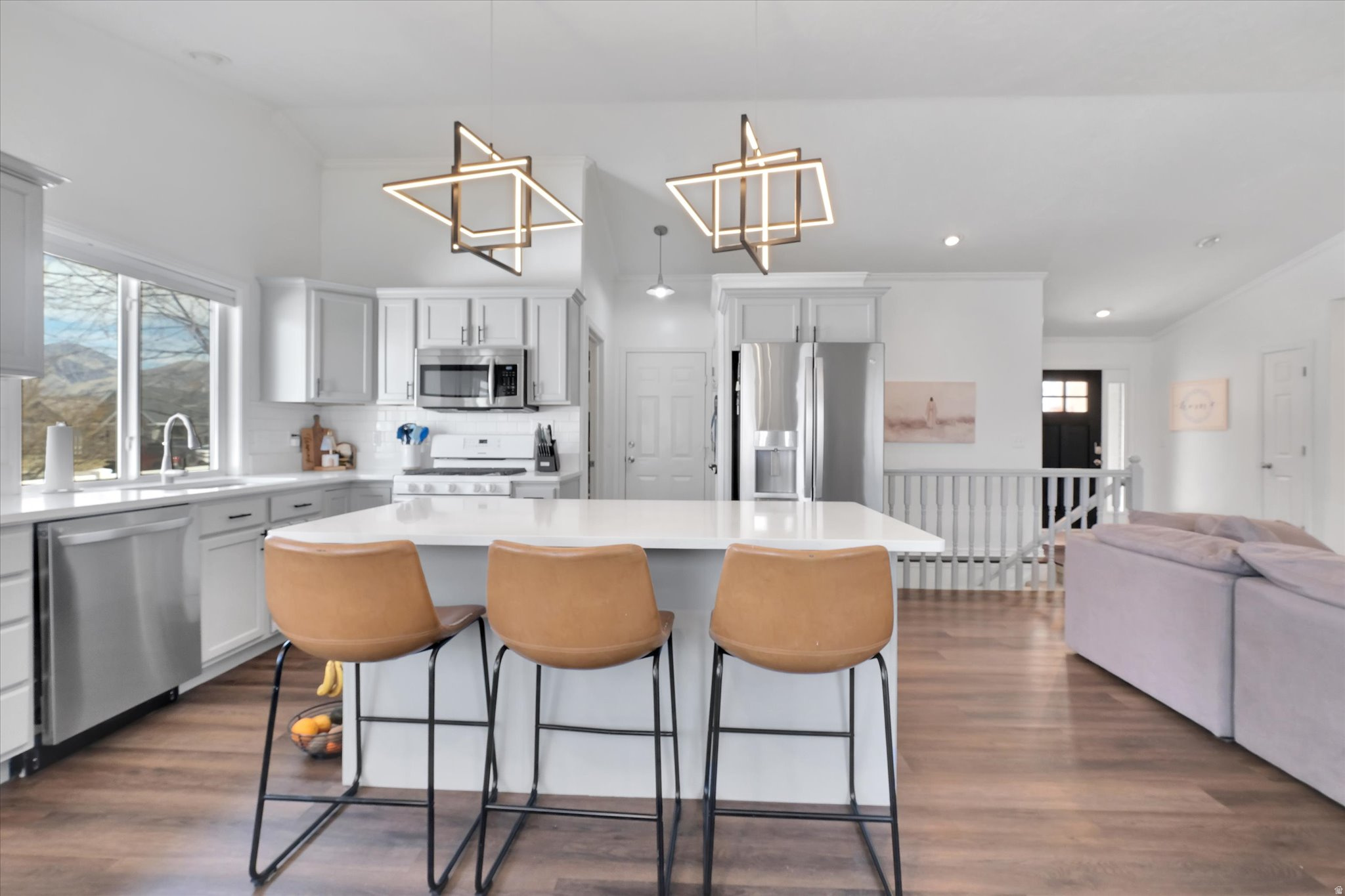 MEADOWRIDGE - Residential