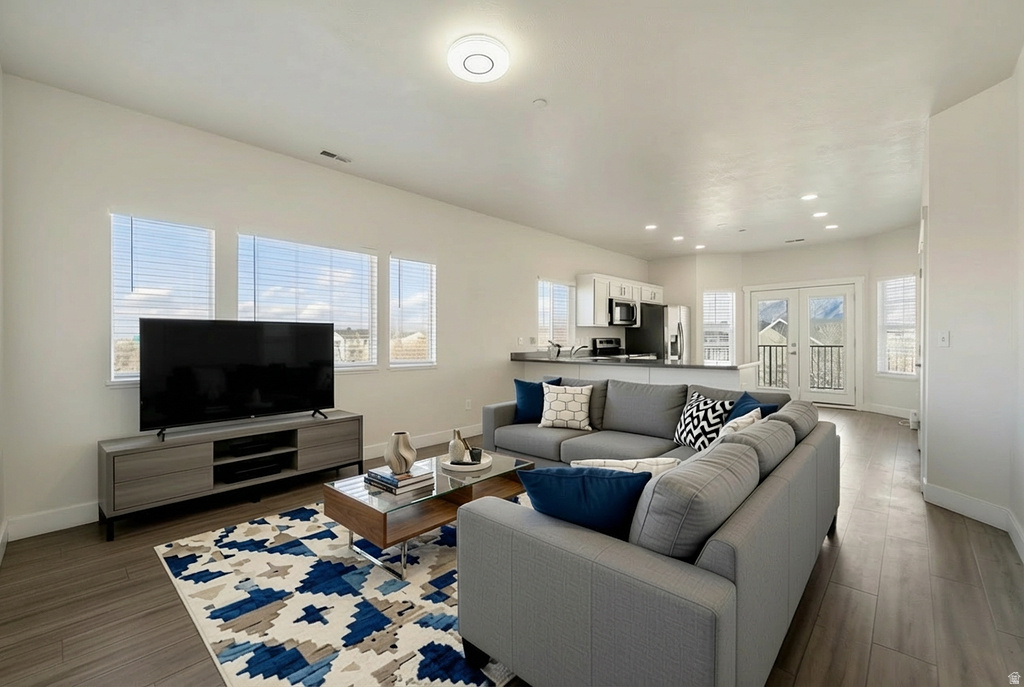 THE BELLA MONTE AT DRAPER MEADOWS CONDOMINIUMS - Residential Lease