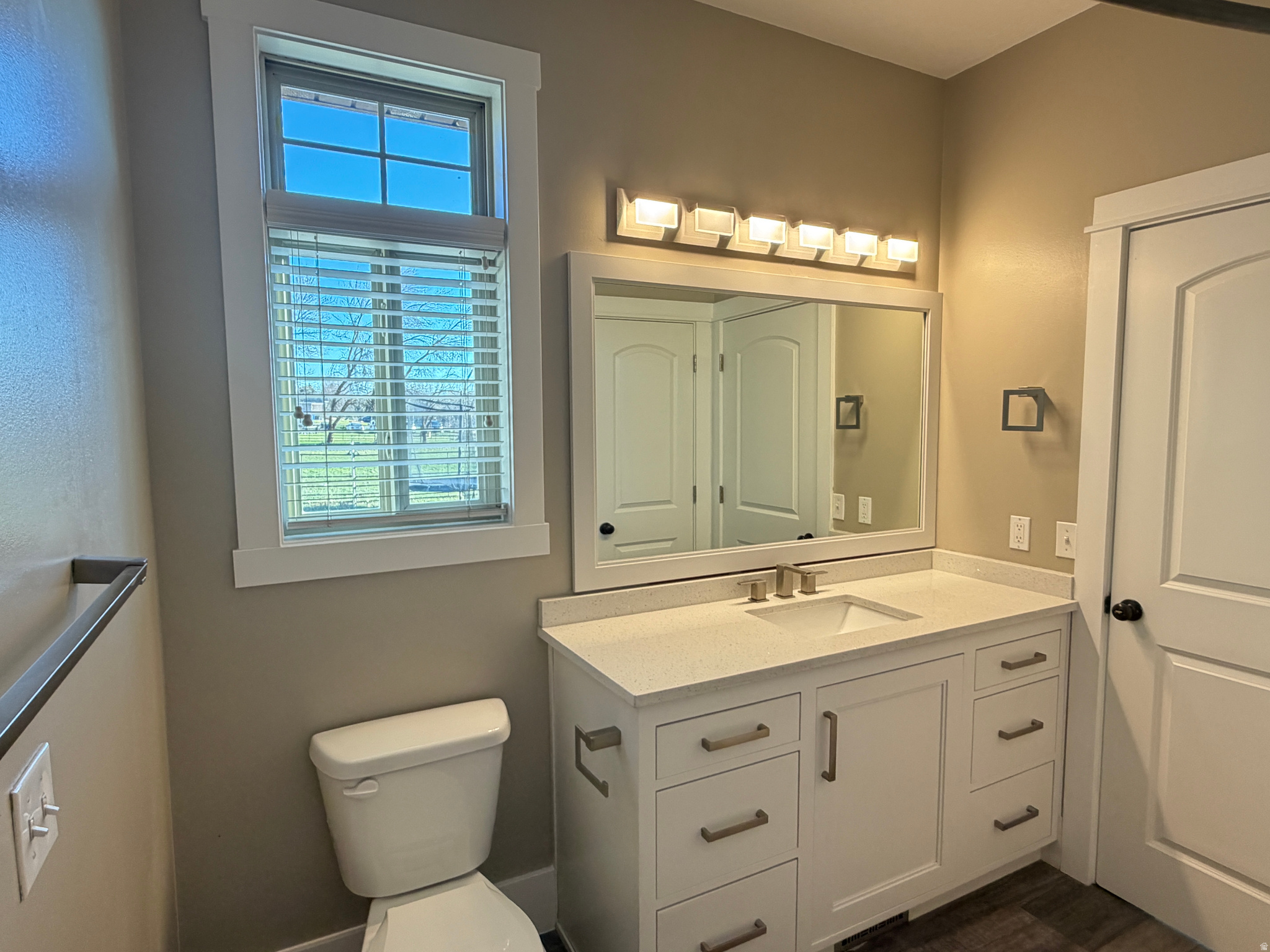 PINERIDGE ESTATES - Residential