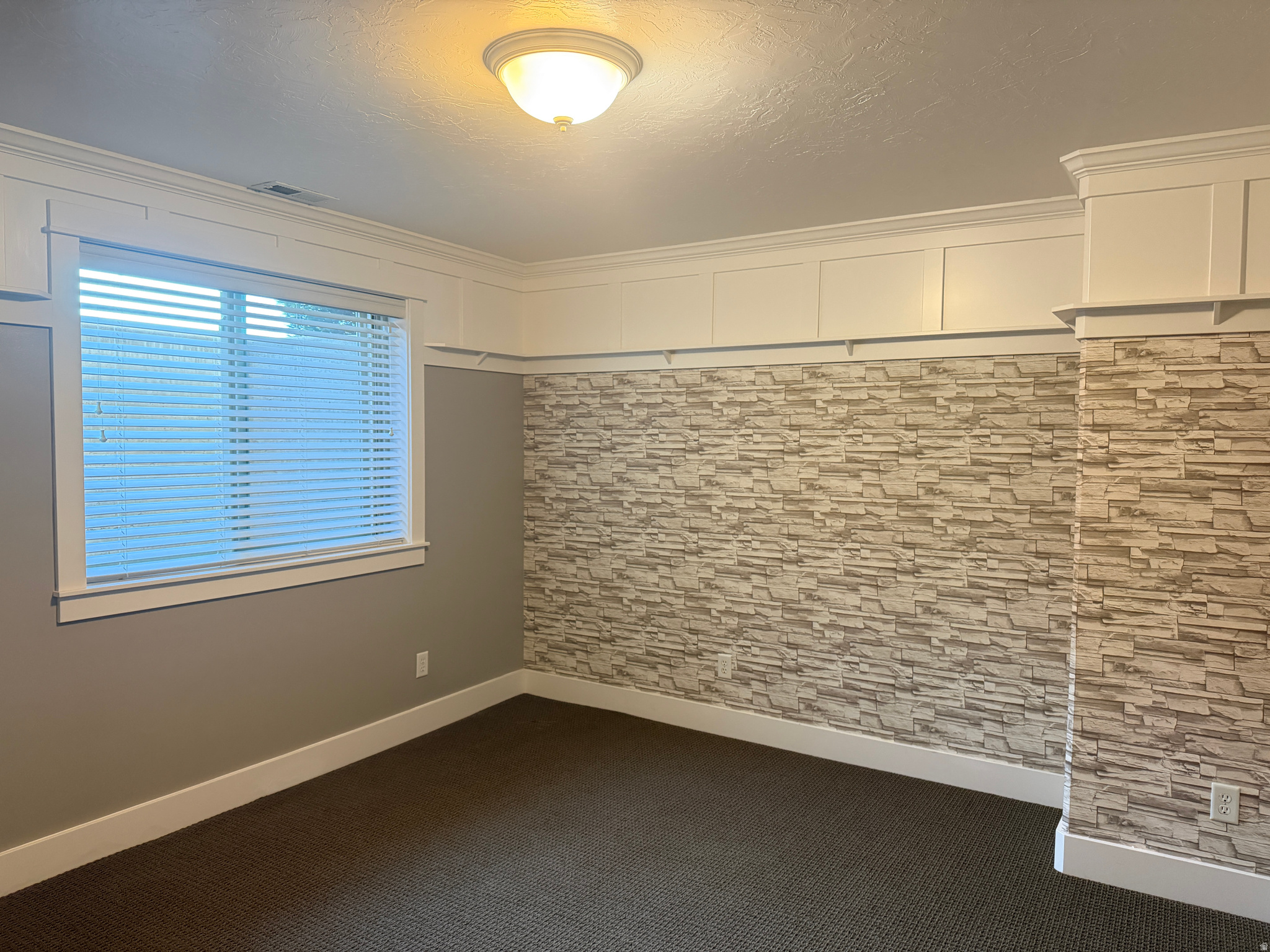 PINERIDGE ESTATES - Residential