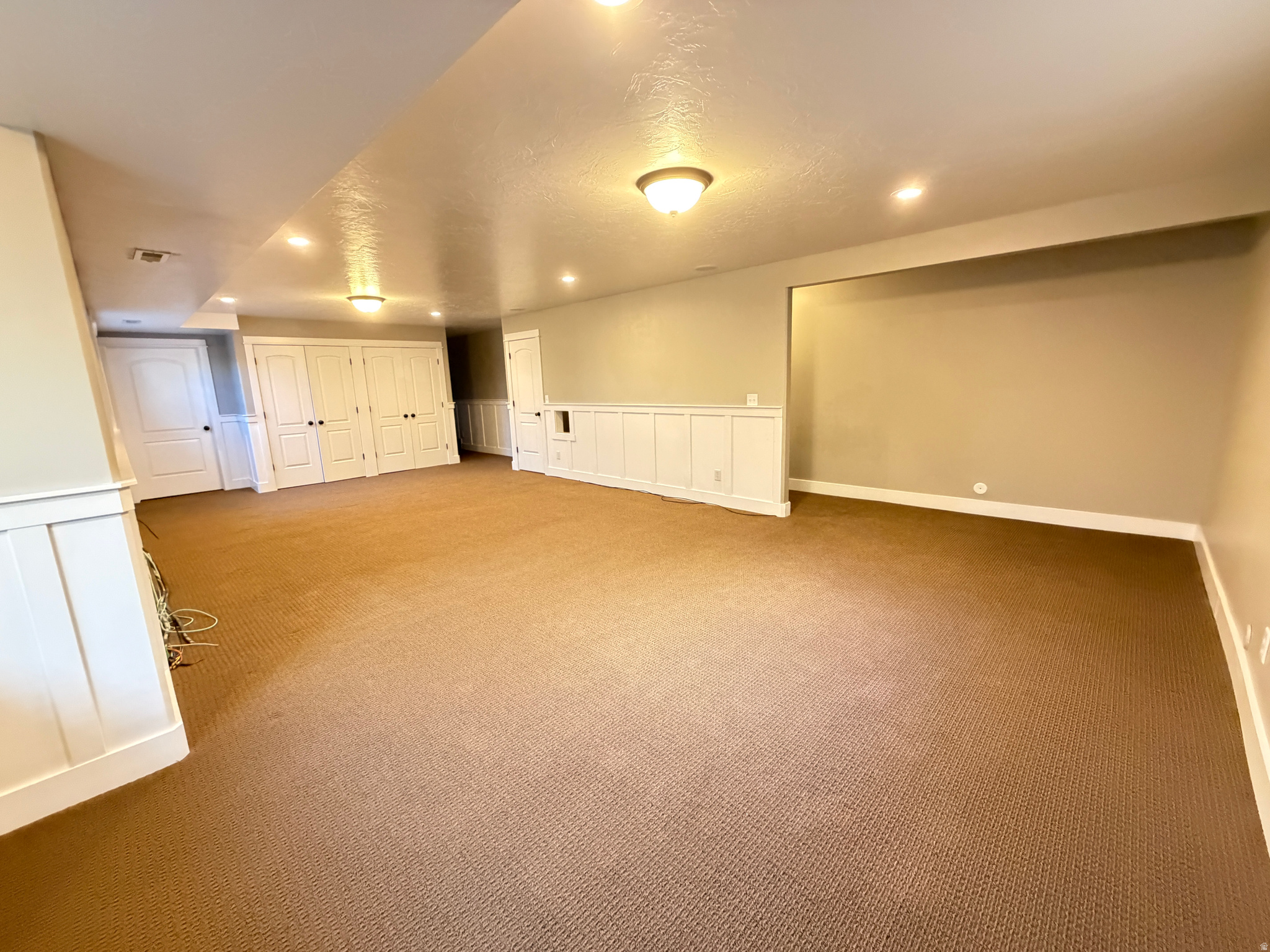 PINERIDGE ESTATES - Residential