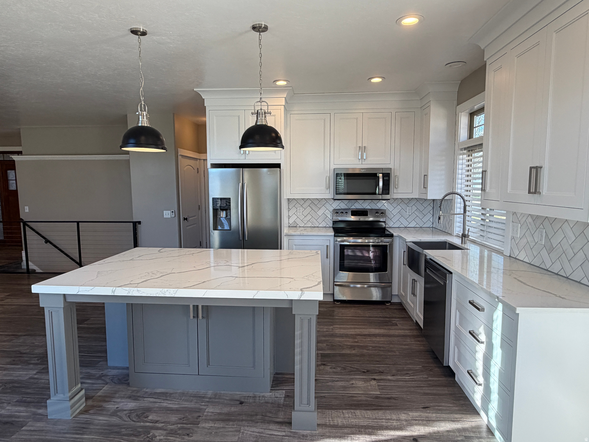 PINERIDGE ESTATES - Residential