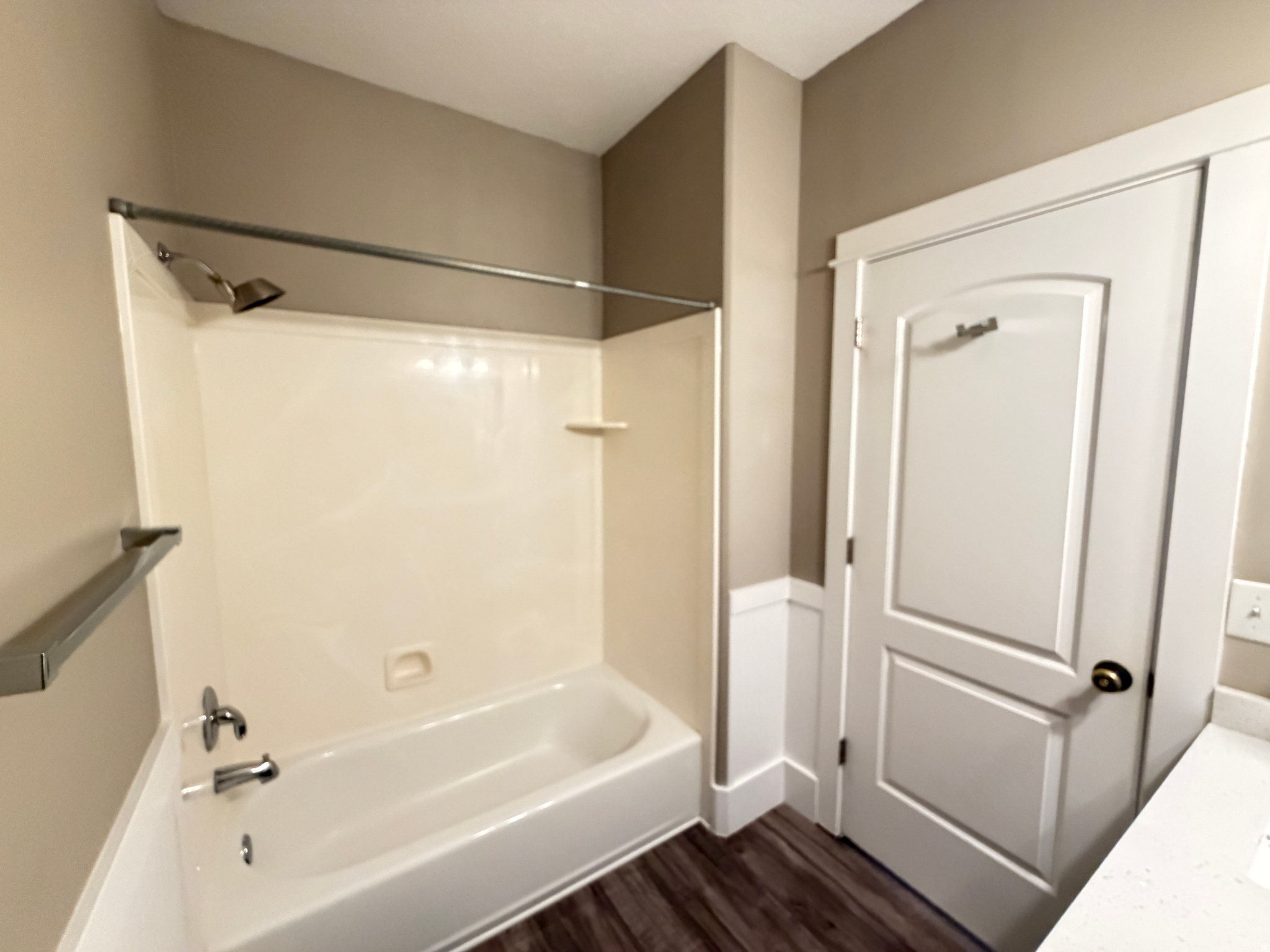 PINERIDGE ESTATES - Residential