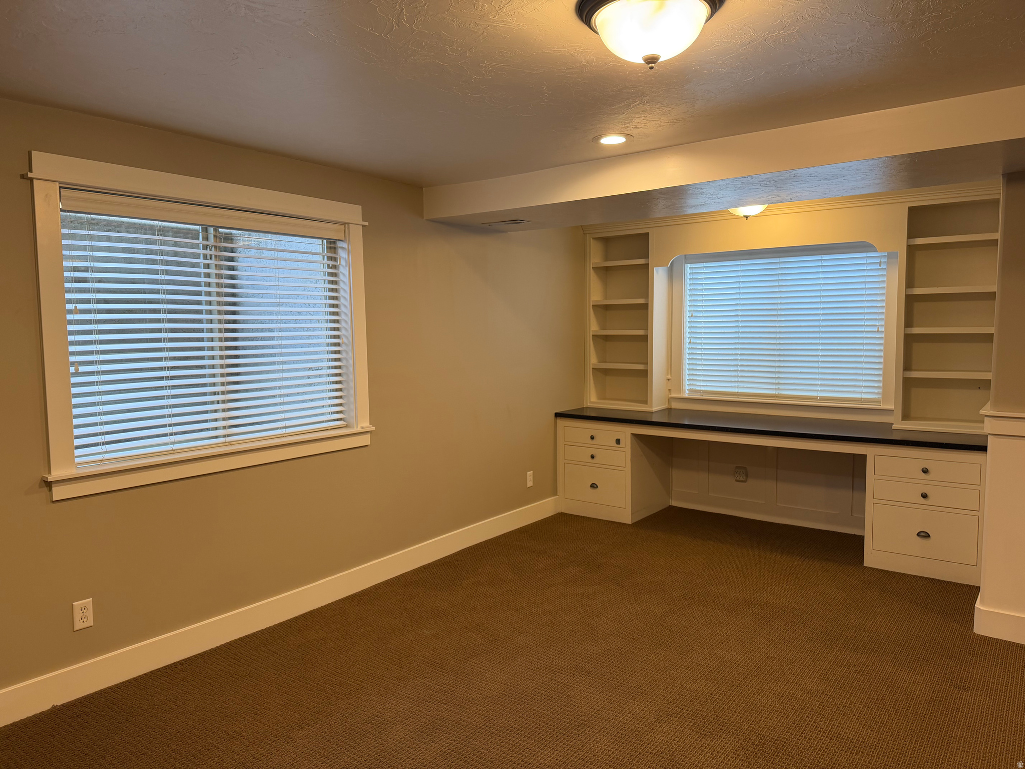 PINERIDGE ESTATES - Residential