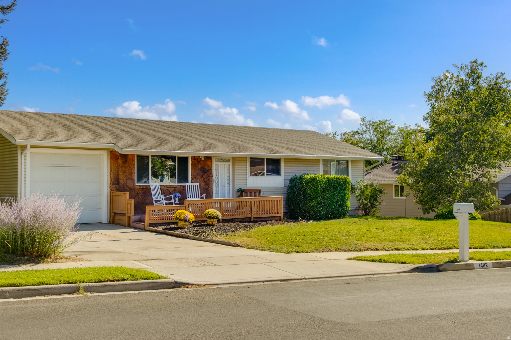 VINEYARD GLEN - Residential