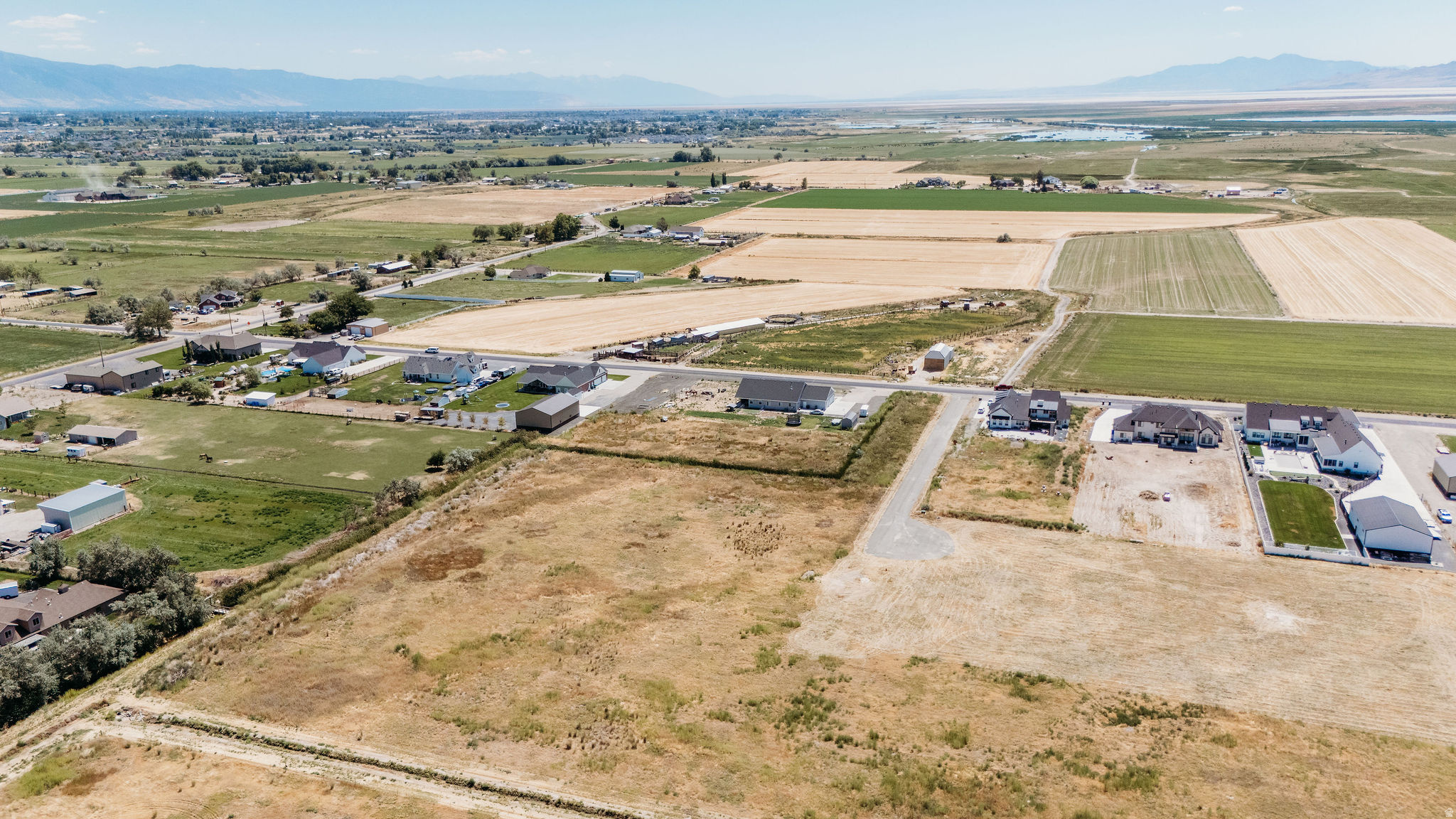 BRAD DEVEREAUX SUB - Land