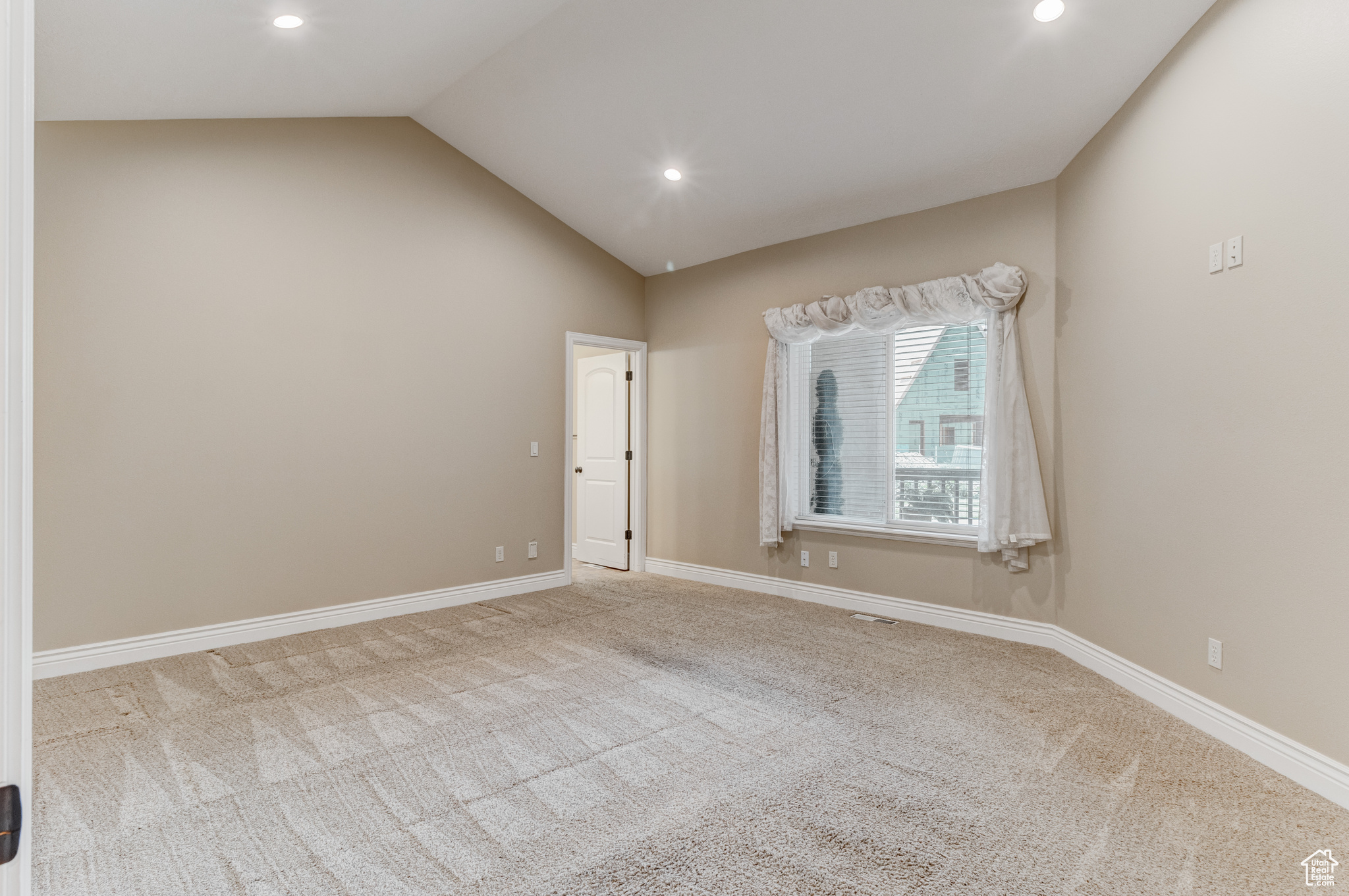 MADISON MEADOWS - Residential