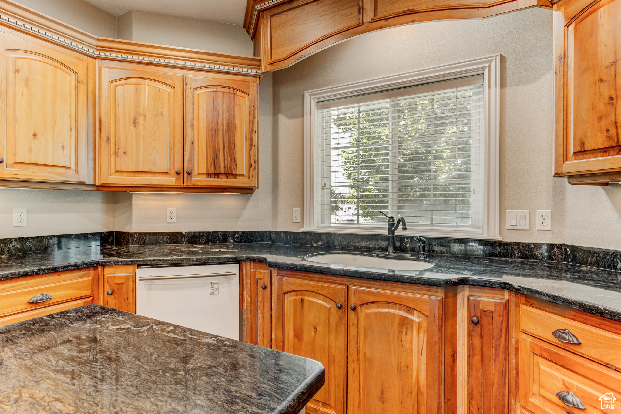 MADISON MEADOWS - Residential