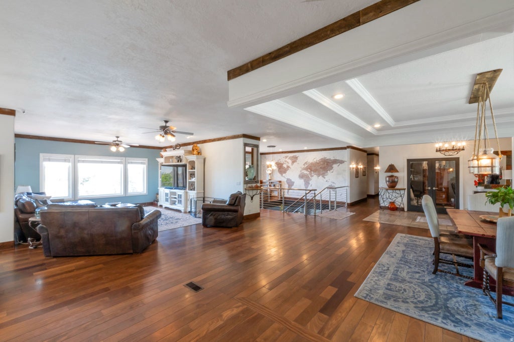 Photo of 12244 S 2000 E, Draper, UT 84020 (MLS # 2165245)