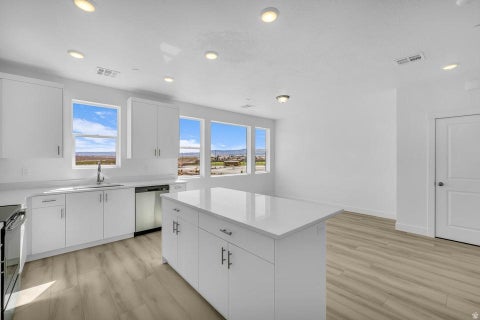 Tiny photo for 5599 S CARNELIAN PKWY #207, Saint George, UT 84790 (MLS # 2136552)