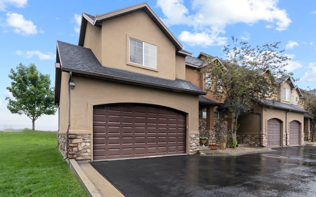 Photo of 916 W 260 S, Pleasant Grove, UT 84062 (MLS # 2125621)