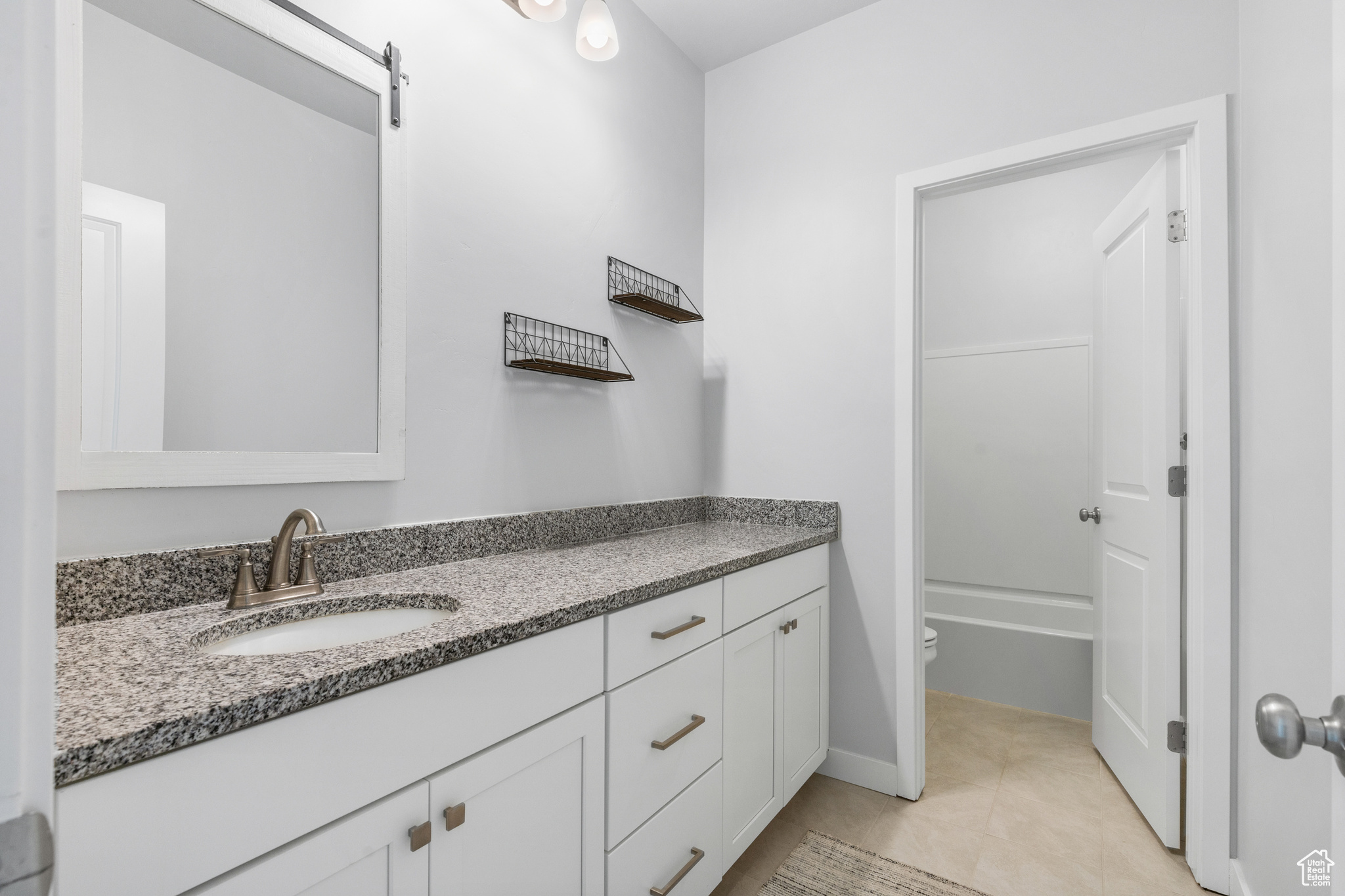 3272 S 2410, Syracuse, Utah image 39
