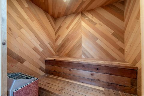 Tiny photo for 2662 E SKYLINE DR S, Salt Lake City, UT 84108 (MLS # 2125112)