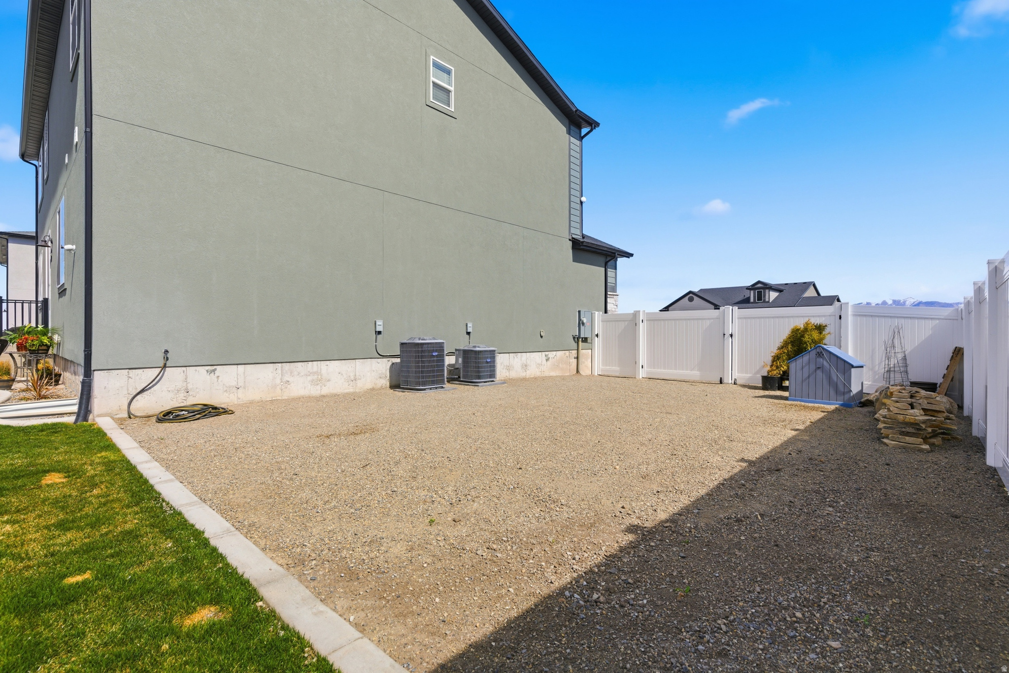 ERICKSON ESTATES - Residential