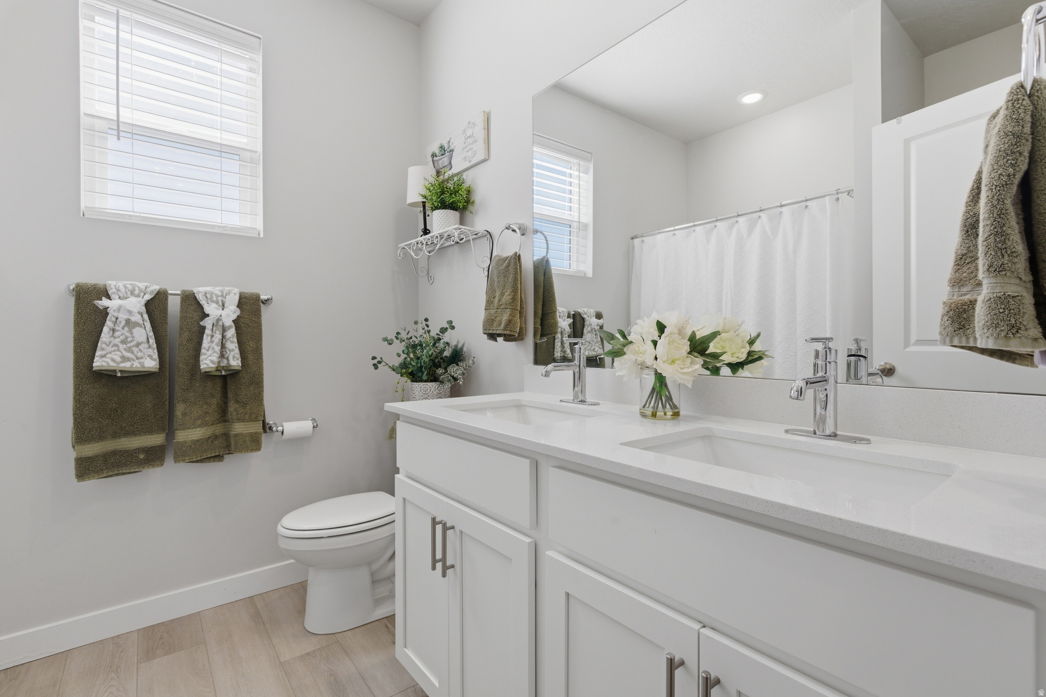 ERICKSON ESTATES - Residential