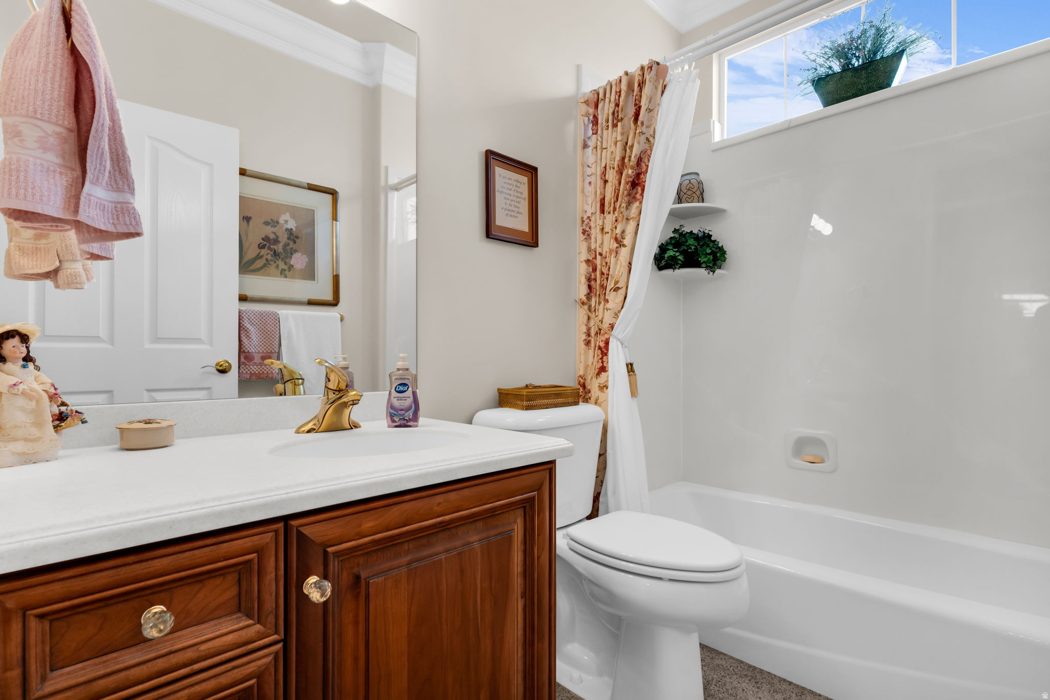 VILLAGE ON THE GREEN - Residential