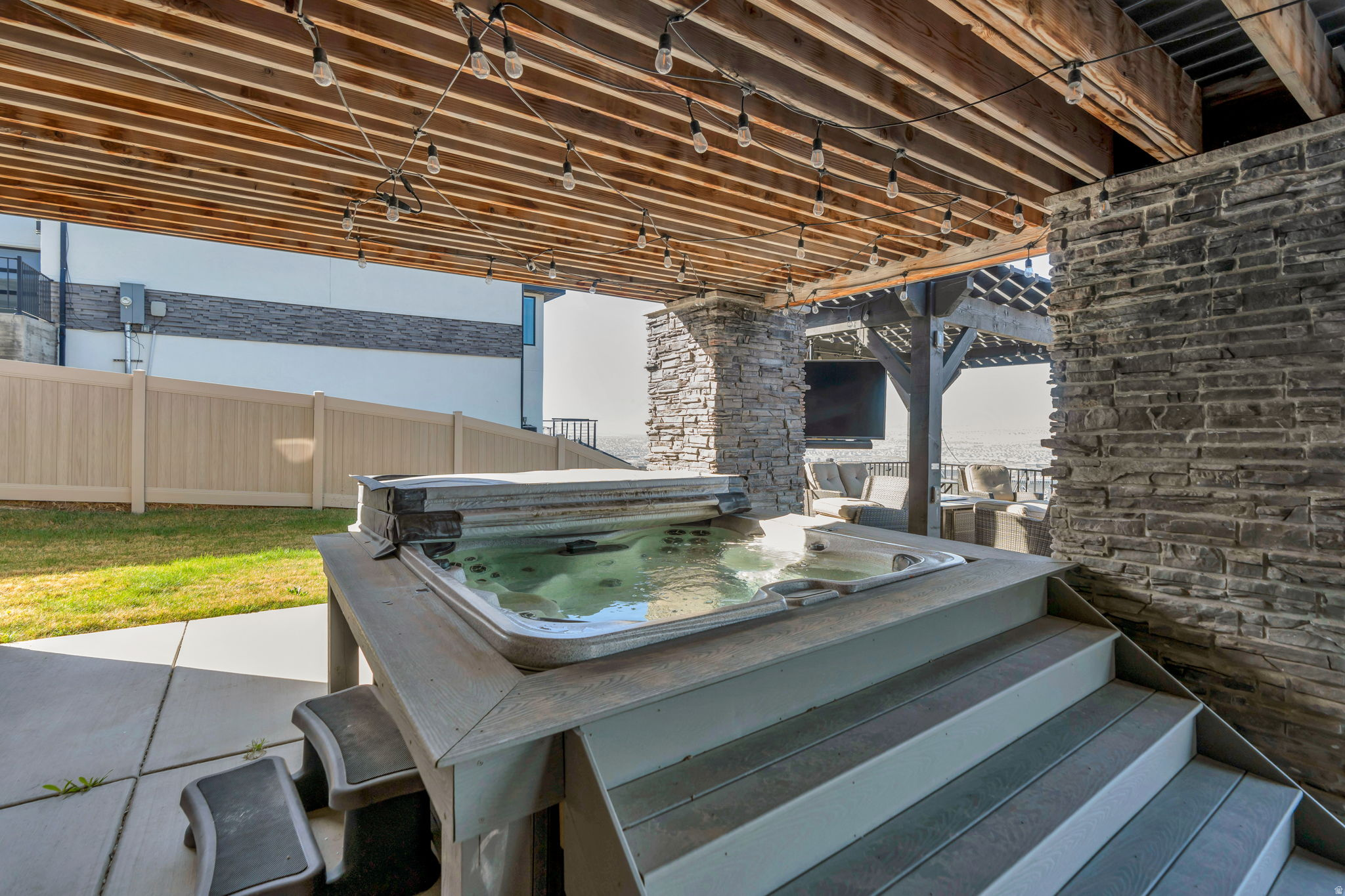 VISTA RIDGE PHASE 1 - Residential