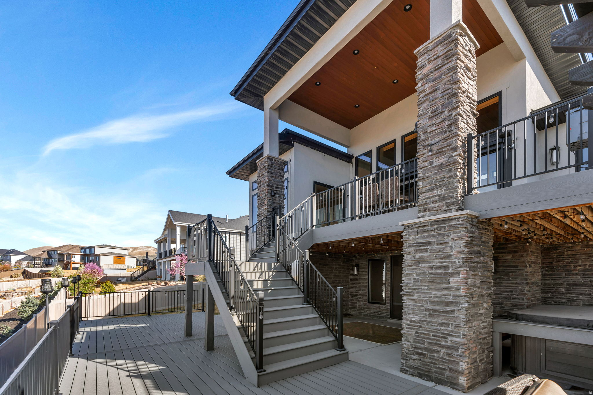 VISTA RIDGE PHASE 1 - Residential