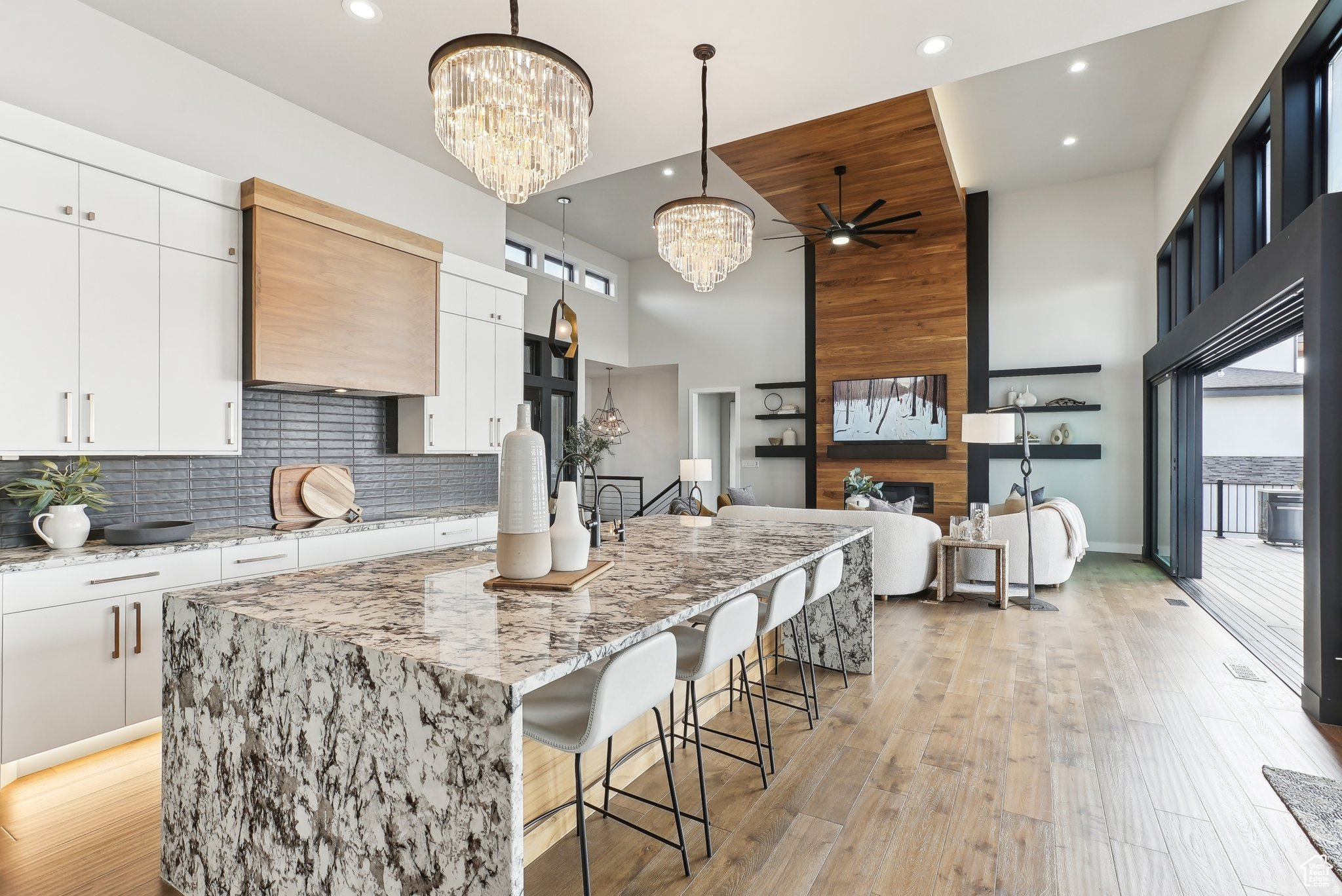 VISTA RIDGE PHASE 1 - Residential