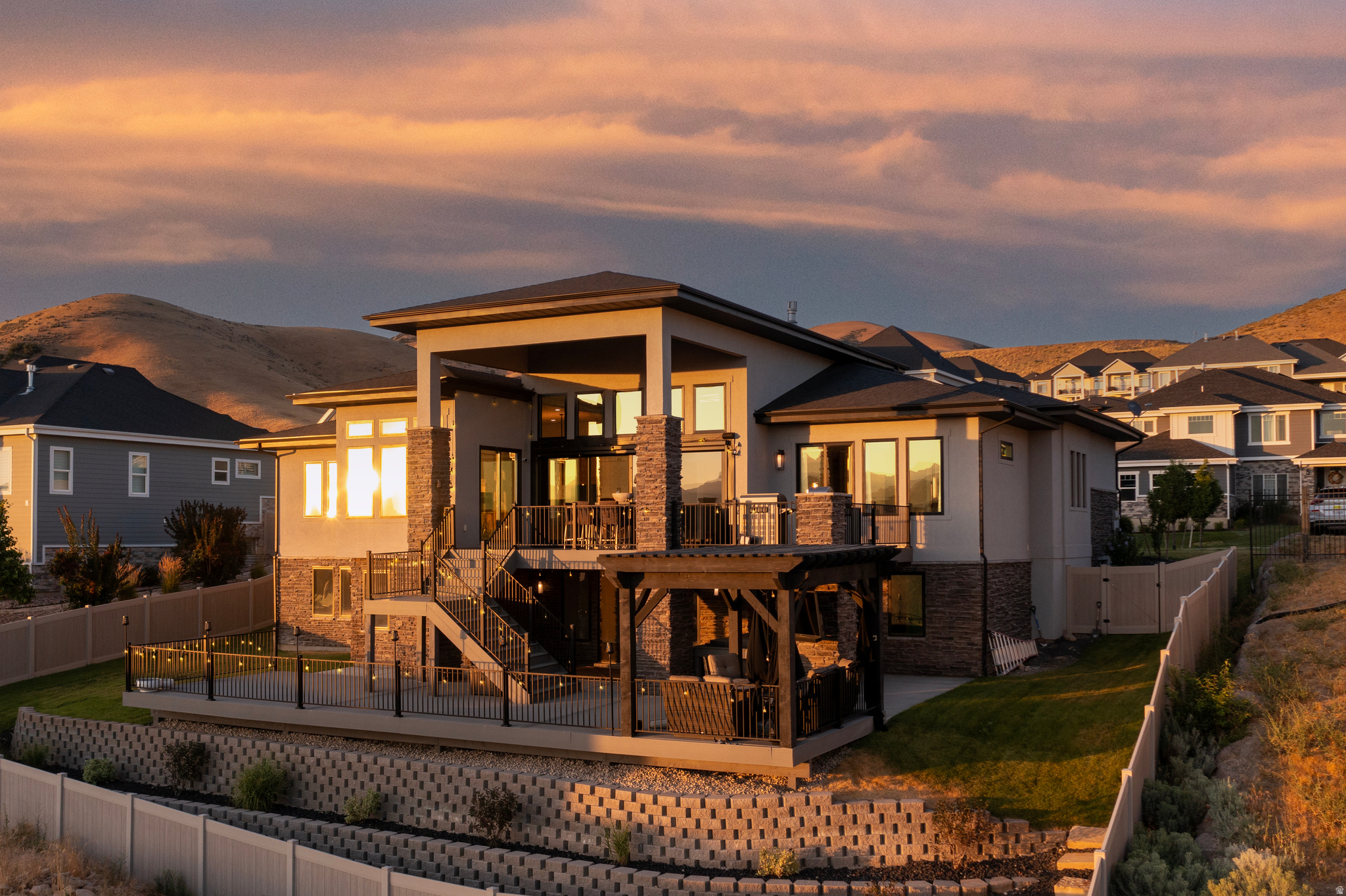 VISTA RIDGE PHASE 1 - Residential