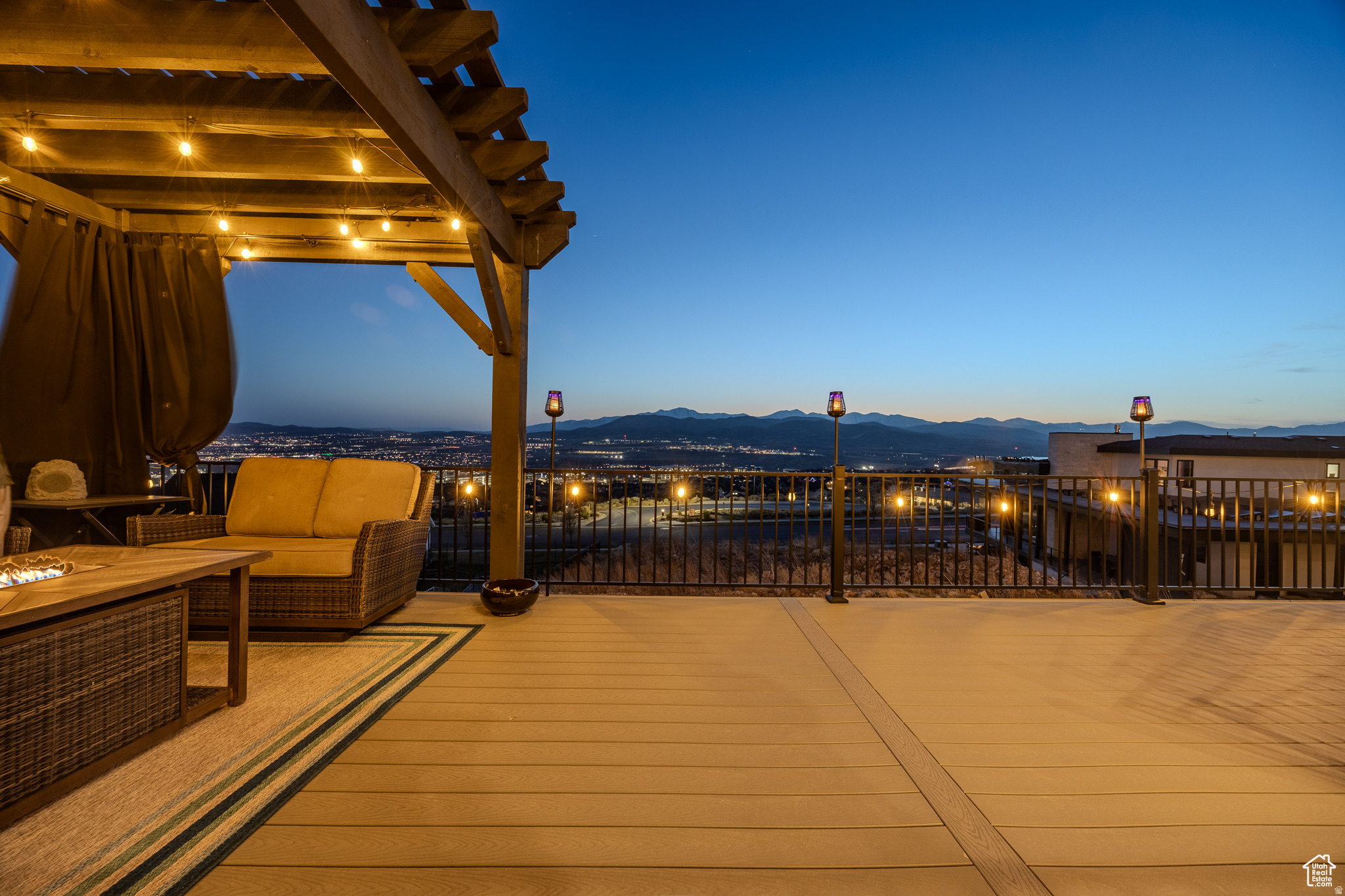 VISTA RIDGE PHASE 1 - Residential