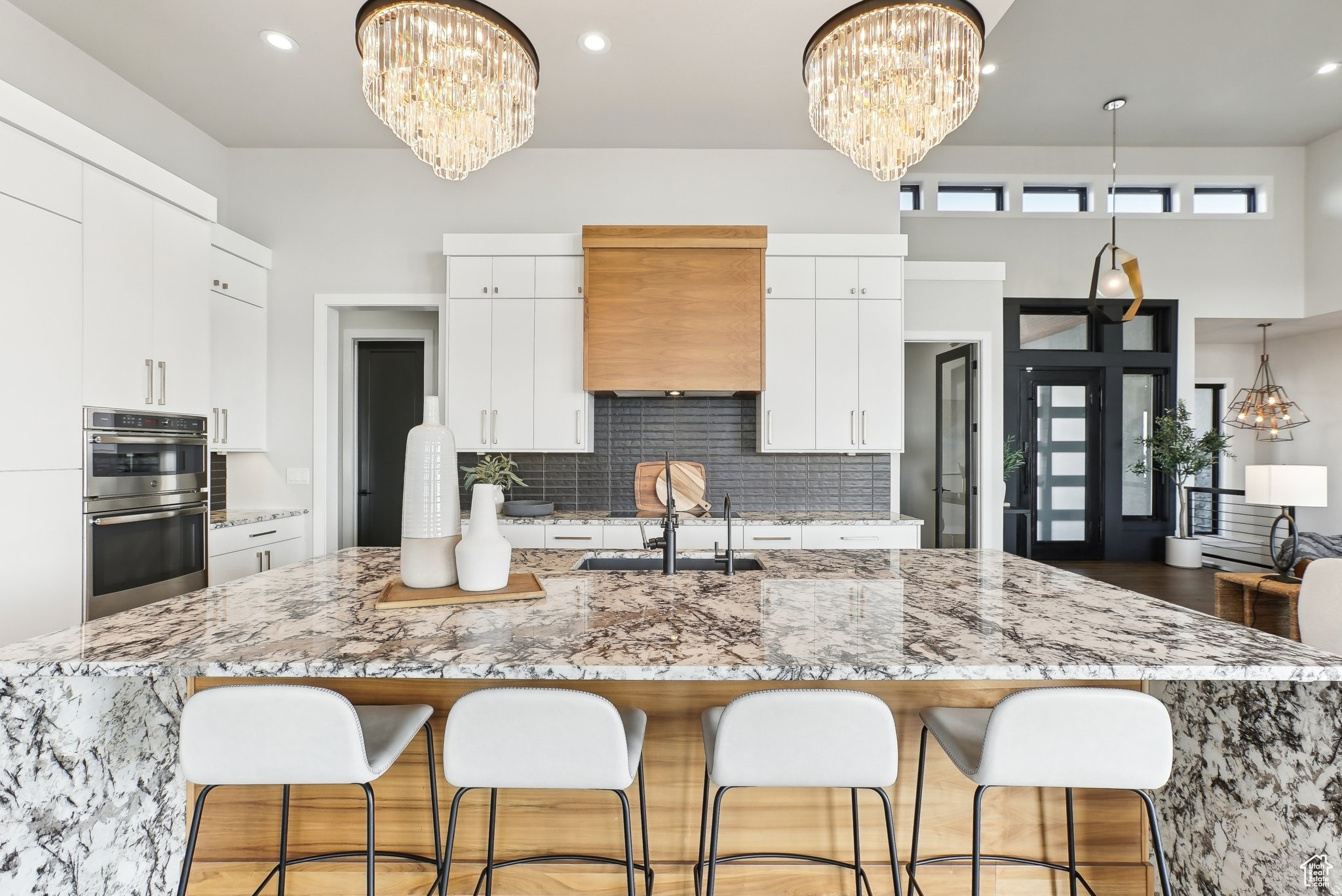 VISTA RIDGE PHASE 1 - Residential