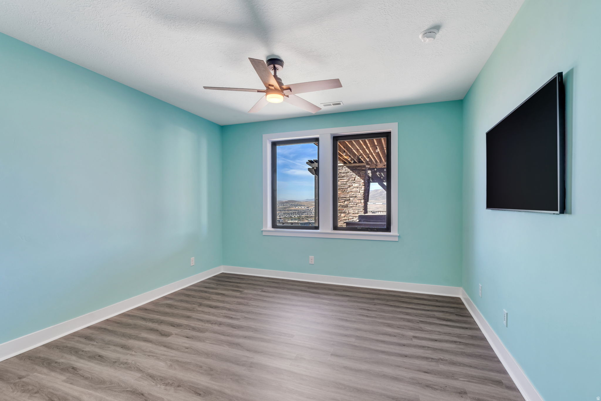 VISTA RIDGE PHASE 1 - Residential