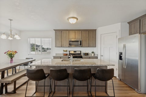 Tiny photo for 946 S 650 W, Farmington, UT 84025 (MLS # 2178689)
