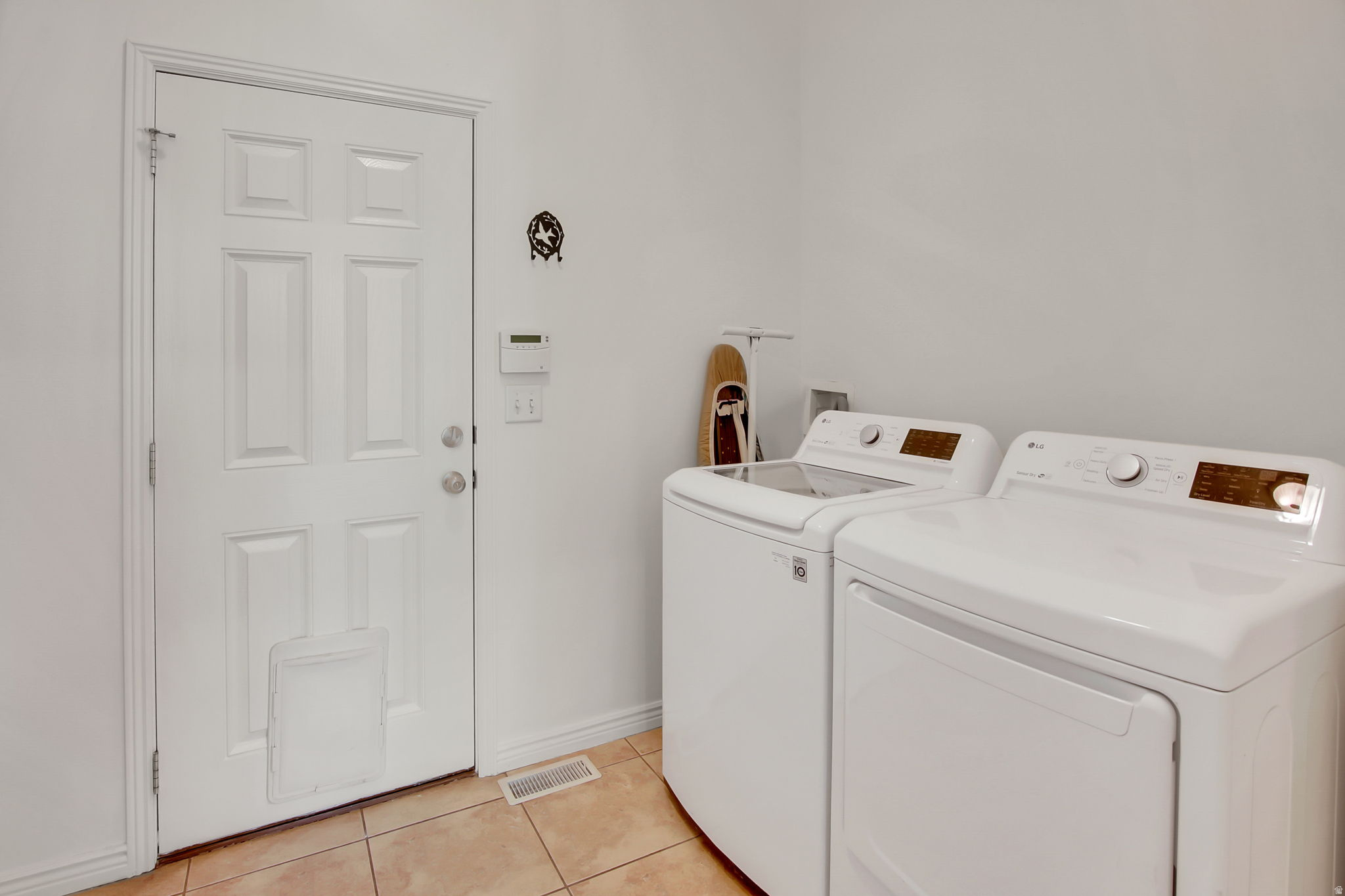 OAK VISTA - Residential